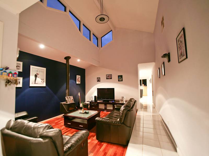 STYLISH PERFECTION Picture 3