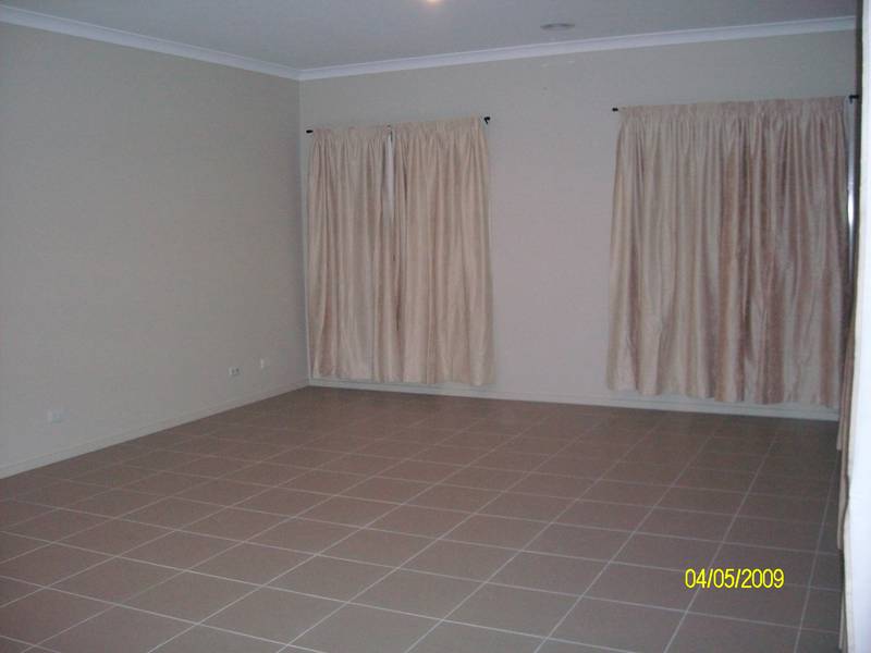 Almost Brand New! Picture 1