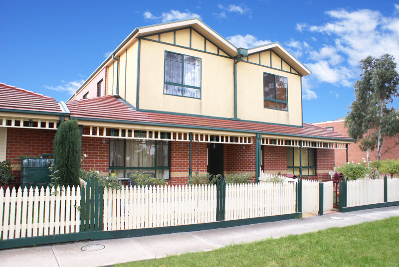 THE SIZE WILL SURPRISE Picture 1