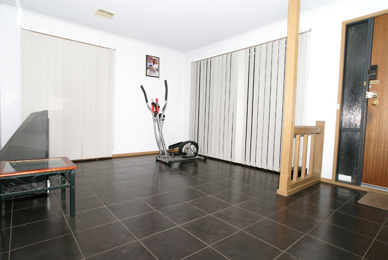 SHOW THIS OFF TO YOUR FRIENDS Picture 2