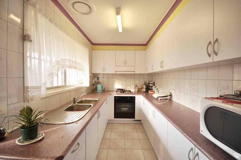 FIRST HOME FANTASY Picture 2