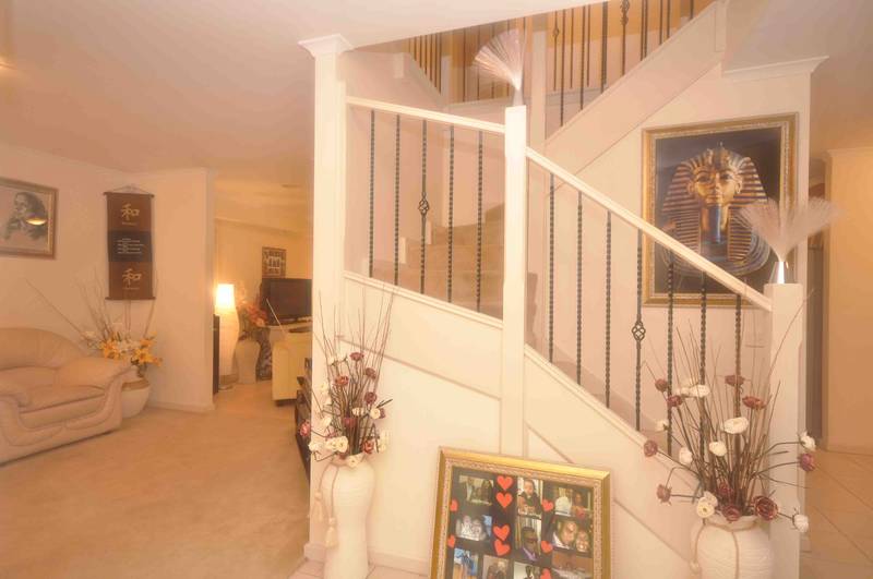 DOUBLE STOREY DELIGHT! Picture 2