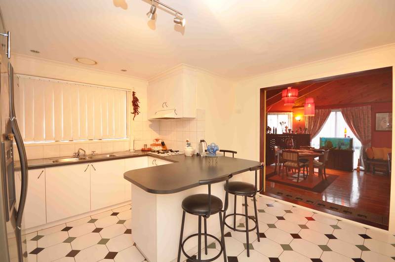 CONSIDER YOURSELF LUCKY !! Picture 2