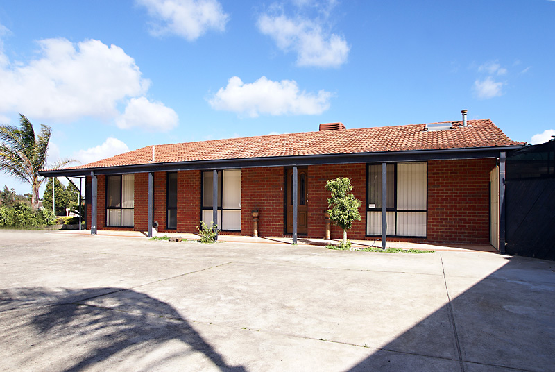 TWO HOMES FOR THE PRICE OF ONE Picture 1