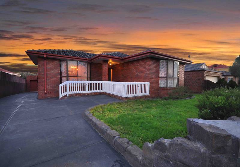 URGENT SALE! Picture 2