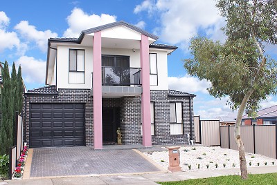 MOVE IN AND RELAX Picture