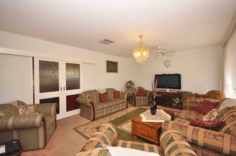 GREAT HOME PLUS POTENTIAL Picture 2