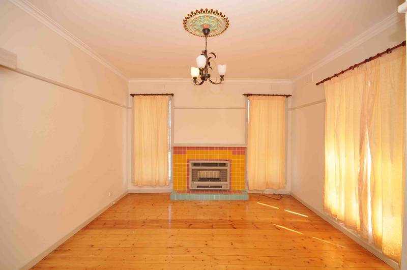 AFFORDABLE AND UPDATED Picture 3