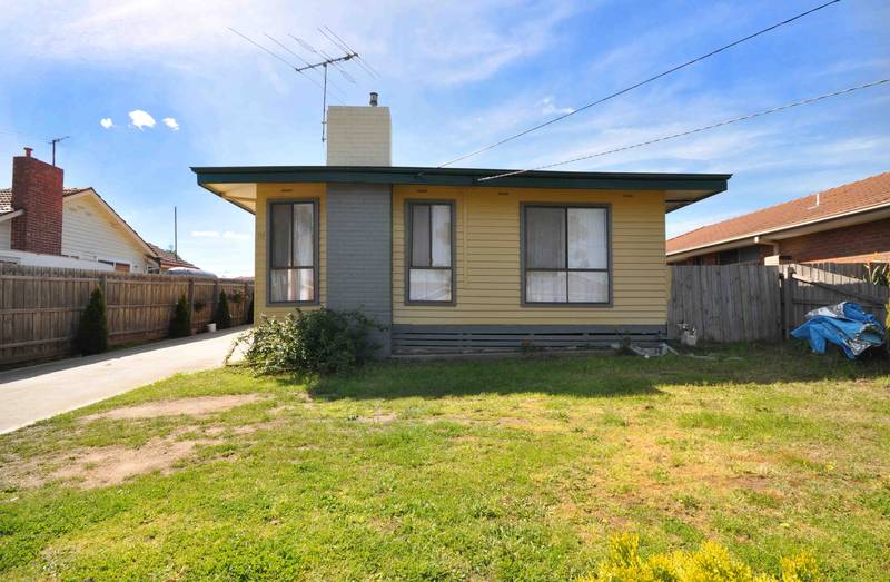 AFFORDABLE AND UPDATED Picture 1