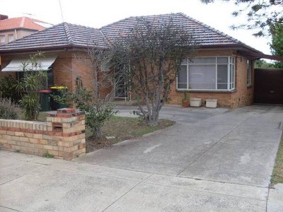 Perfect Location!!! Picture Perfect Location!!! Picture