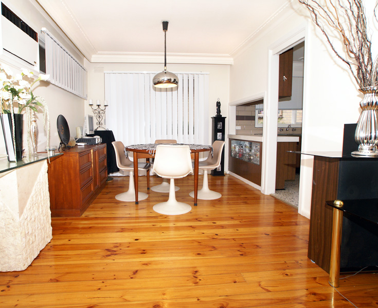 ATTENTION First home buyers! This wont be here for long! Picture 3