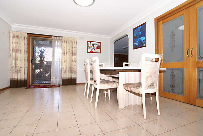 Warm And Welcoming Picture 3