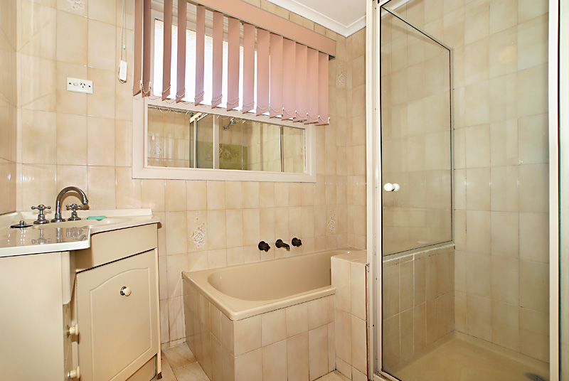 Affordable Lifestyle, Unbeatable Location! Picture 2