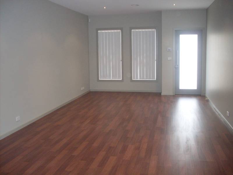 Views with Class! Picture 2