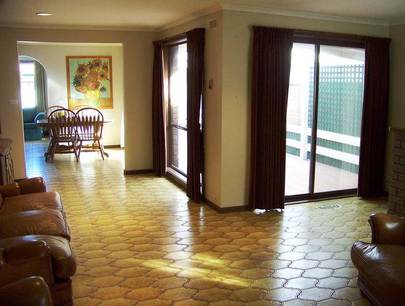 A GOLDEN OPPORTUNITY Picture 3