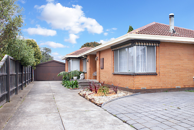 Prominent Position, Wonderful Family Home!! Picture 1