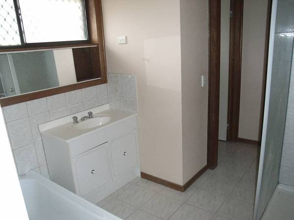 IMMACULATE FRONT UNIT Picture 3