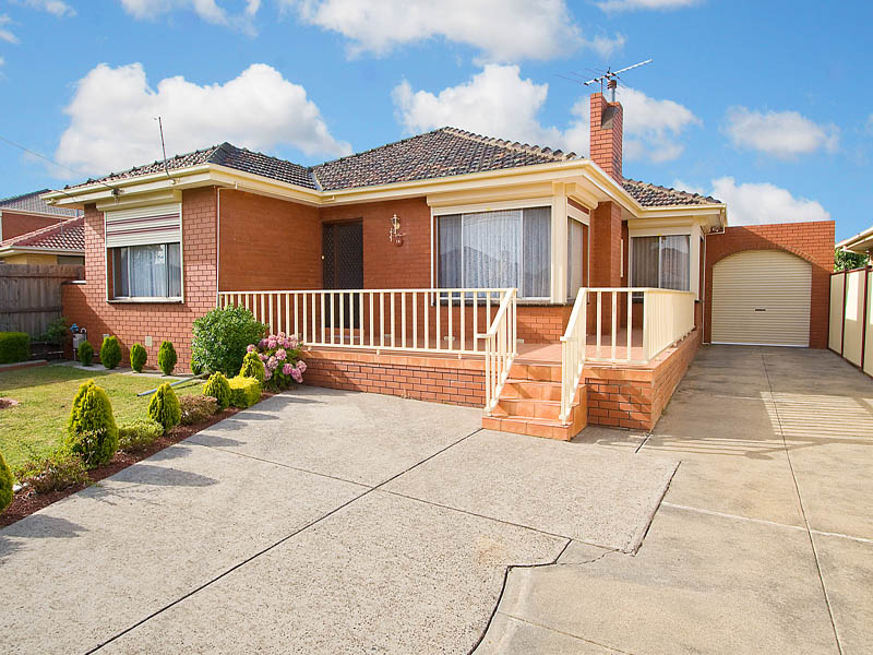 A HOME FOR A LIFETIME! Picture 2