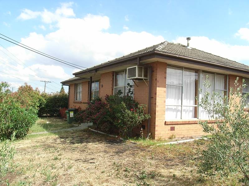 ENJOY YOUR FIRST HOME Picture 1