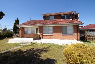 NEST, INVEST OR SUITABLE FOR THE LARGER FAMILY... Picture