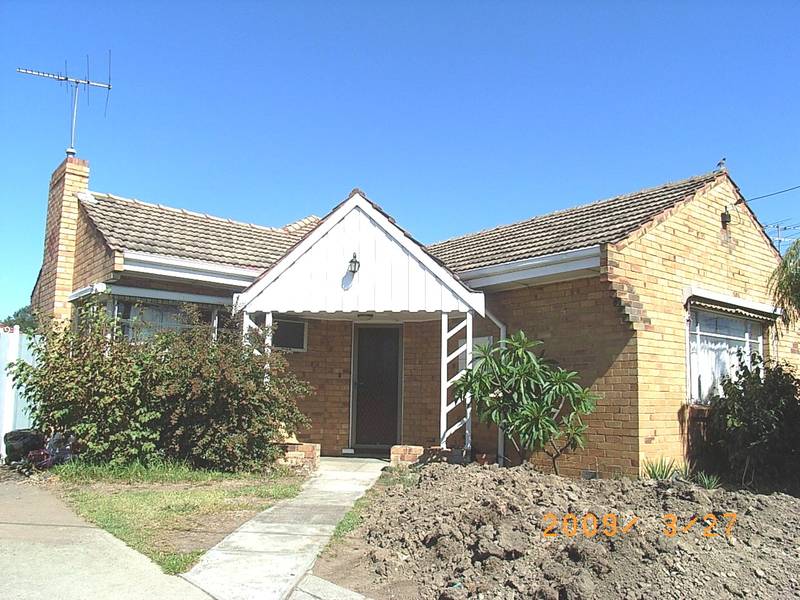 CENTRE POINT Picture 1