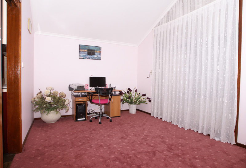 DELIGHT OF MEADOW HEIGHTS Picture 3