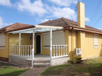 CLOSE TO TRANSPORT Picture CLOSE TO TRANSPORT Picture