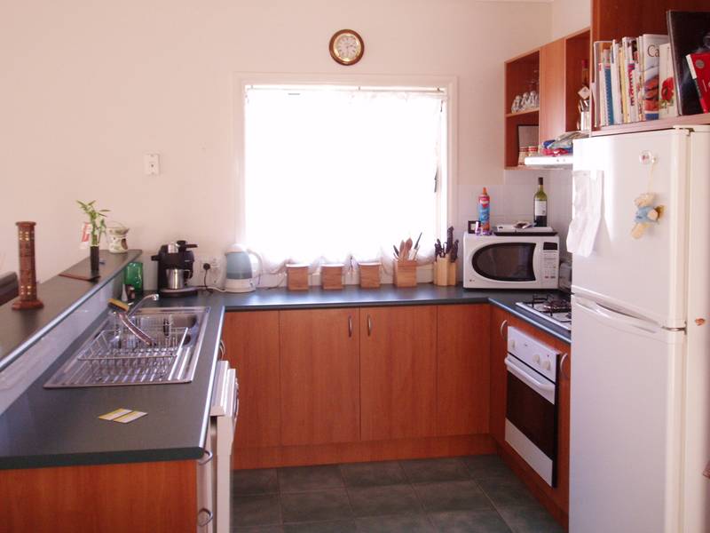 GREAT FOR FIRST HOME BUYERS OR INVESMENT Picture 2