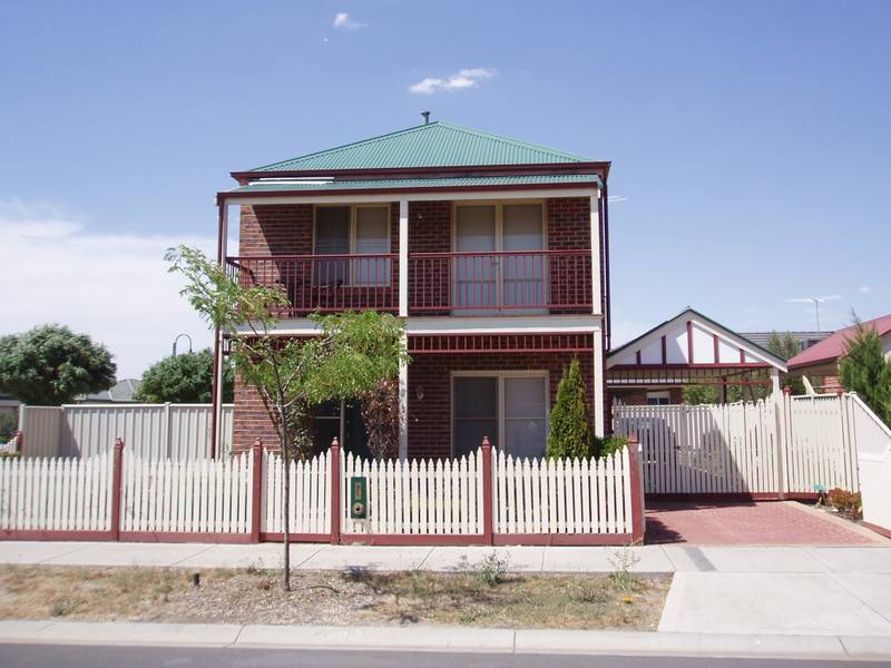 GREAT FOR FIRST HOME BUYERS OR INVESMENT Picture 1