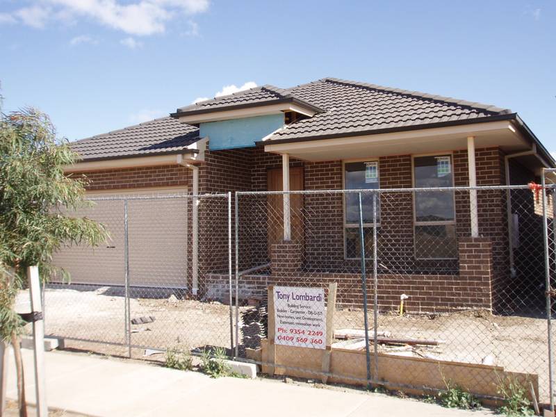 Impressive New Home. Picture 1