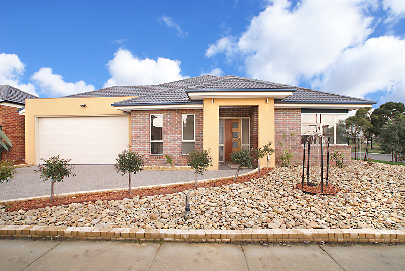 Fantastic Brand New Display Home Picture 1