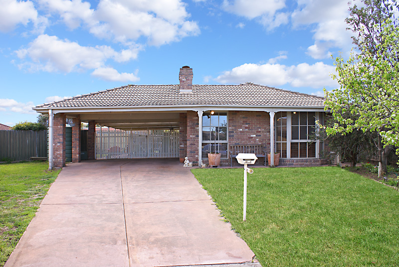 Simply The Best. Picture 1