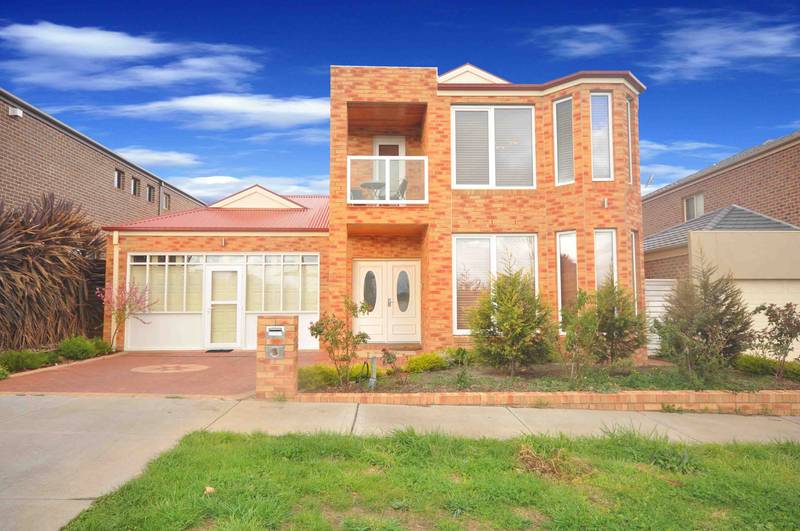 OPEN PARK VIEWS Picture 1