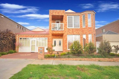 OPEN PARK VIEWS Picture