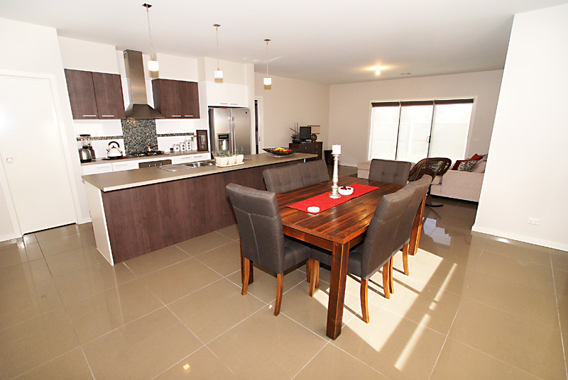 Stunning and Spacious. Picture 2