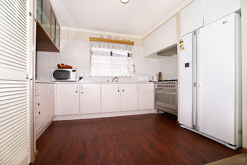 An Affordable First Home on Large Block of Land Approx 665 square metres. Picture 2