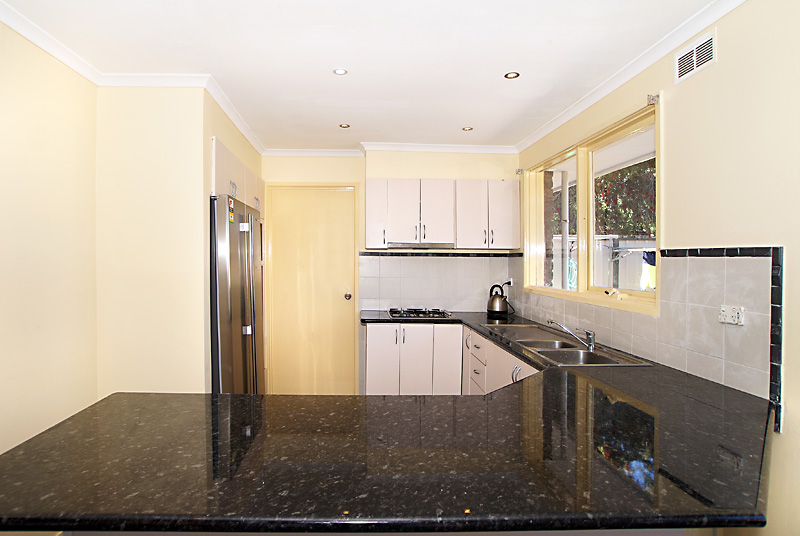 Affordable 4 Bedroom + study Home. Picture 2