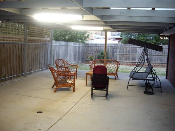 HAPPY LIVING Picture 2