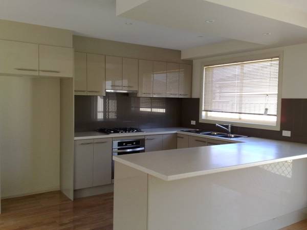 SIMPLY STYLISH BRAND NEW RESIDENCE Picture