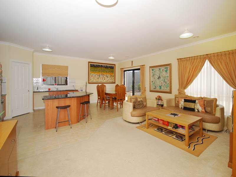 GUARANTEED RENTAL RETURN FOR 12MONTHS Picture 3