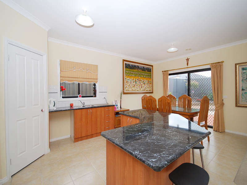 GUARANTEED RENTAL RETURN FOR 12MONTHS Picture 2