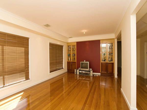 VOGUE LIVING AT ITS BEST Picture VOGUE LIVING AT ITS BEST Picture