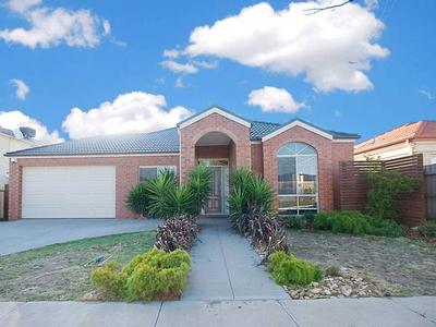 SPACIOUS FAMILY RESIDENCE Picture