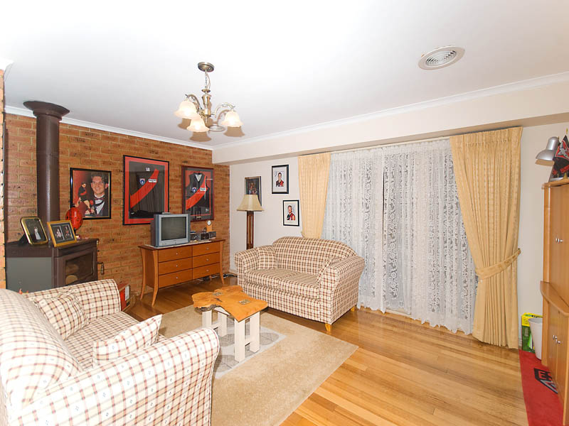 AFFORDABLE LIVING WITH SUPERB SURROUNDINGS Picture