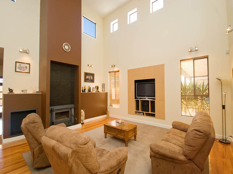 AN ABSOLUTE MASTERPEICE Picture 3