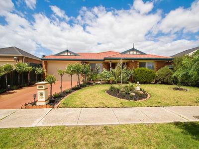 A SPACIOUS HOME PERFECT FOR A GROWING FAMILY Picture A SPACIOUS HOME PERFECT FOR A GROWING FAMILY Picture