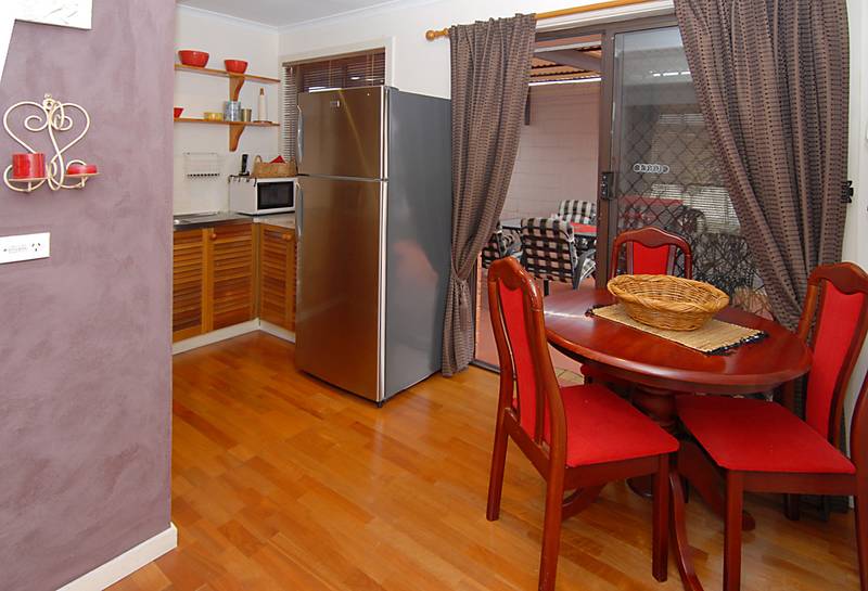 A GREAT UNIT TASTEFULLY UPDATED Picture