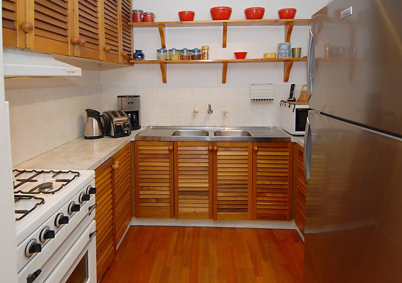 A GREAT UNIT TASTEFULLY UPDATED Picture