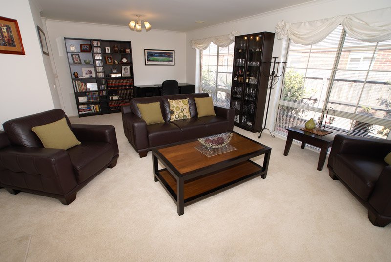 A TERRIFIC LOCATION TO BRING UP YOUR FAMILY Picture 2