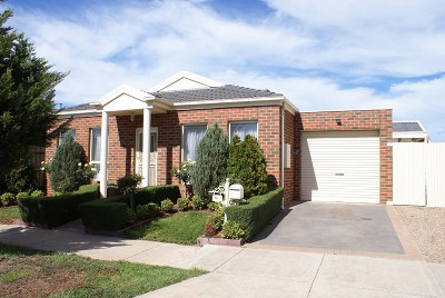 PRETTY AS A PICTURE Picture